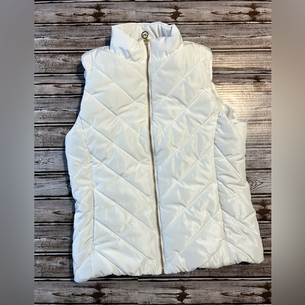 Michael Kors White Quilted Classic Layer Vest Size Medium